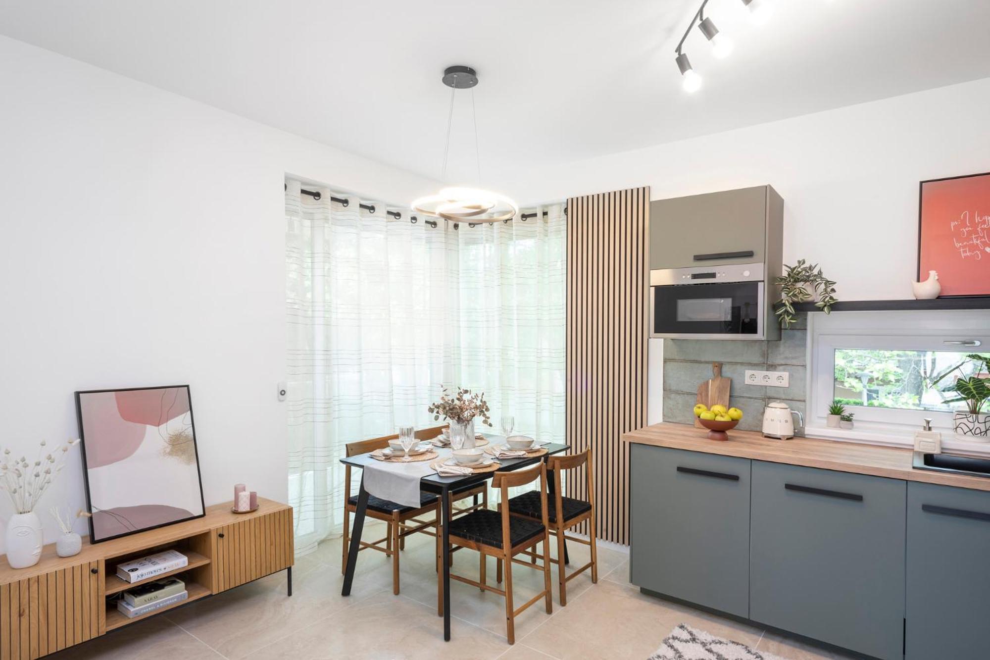 B72 Apartment