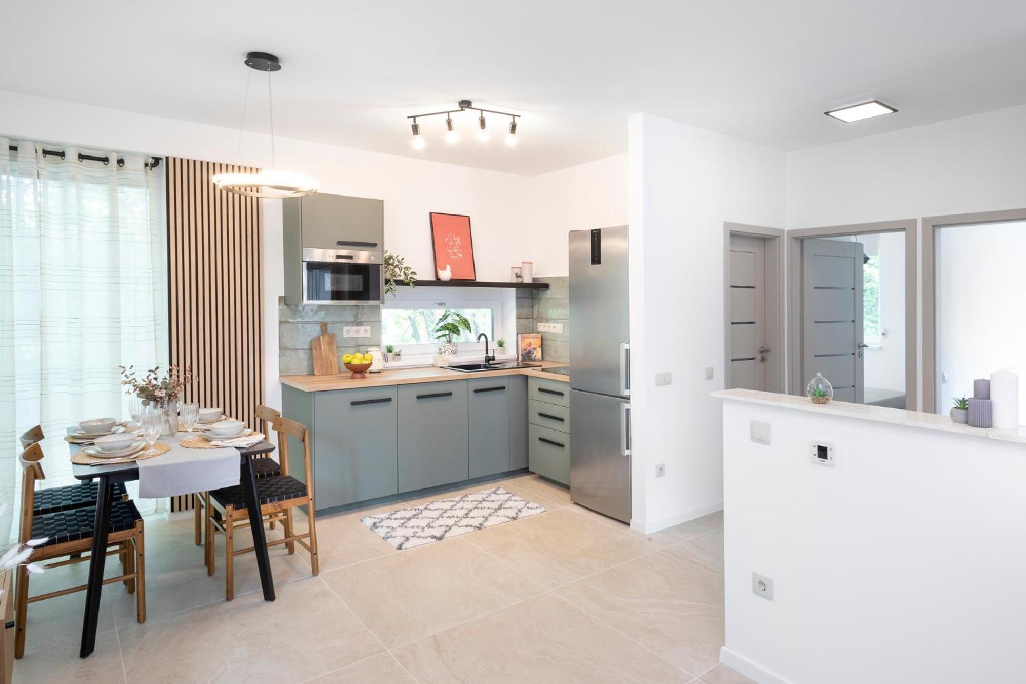 Apartment B72 *
